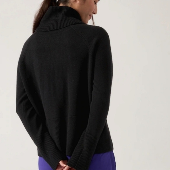 ATHLETA Wool Cashmere Alpine Turtleneck Sweater In Black Size XXS - Picture 10 of 15